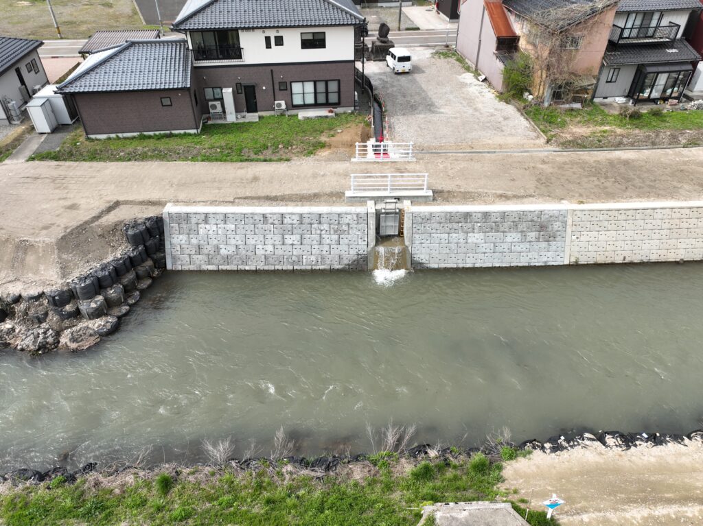小矢部川水系横江宮川河川総合交付金護岸工工事